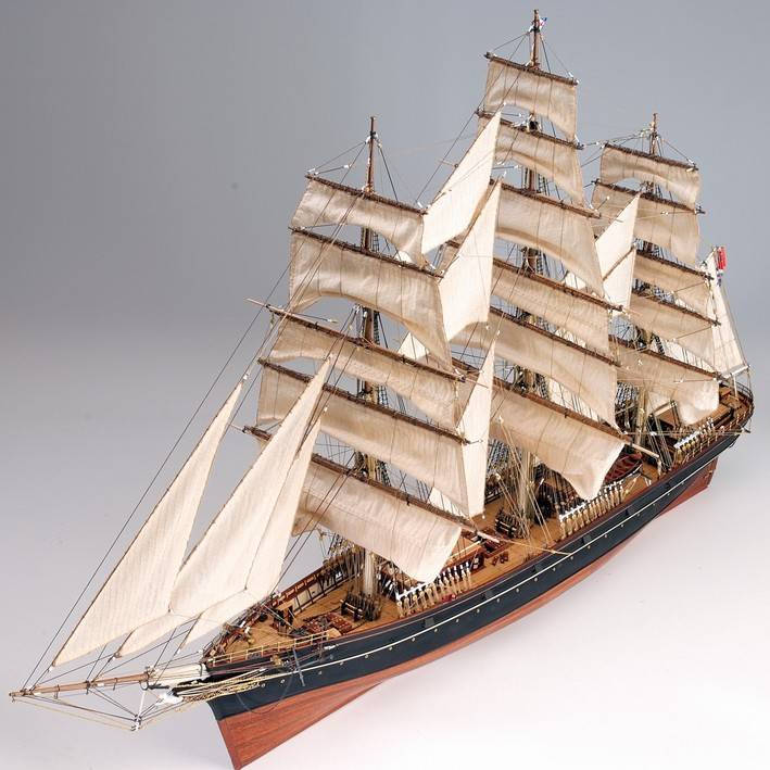 CUTTY SARK Wooden Ship Kit